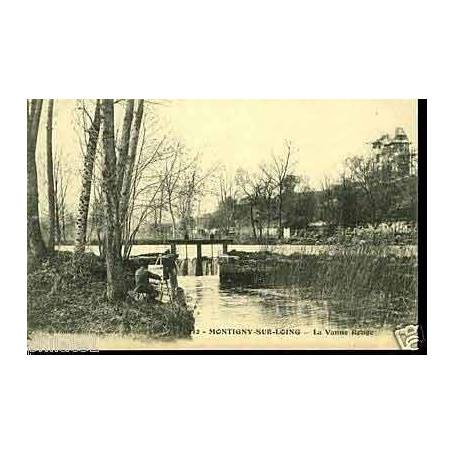 77 - Montigny sur Loing - La vanne rouge