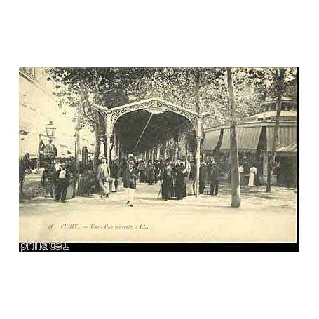 03 - Vichy - Une allee couverte