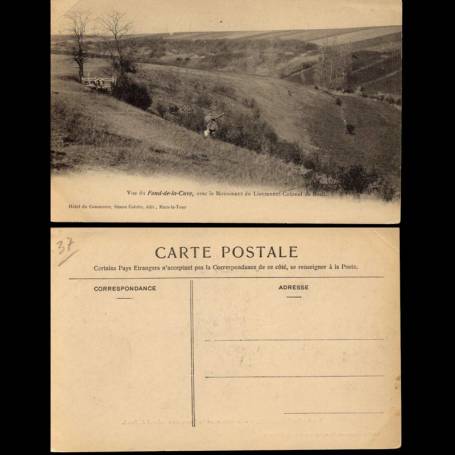 37 - Vue du Fond de la Cuve avec le monument du Lieutenant-Colonel de Roell