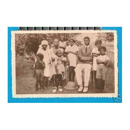 CAMEROUN - UNE FAMILLE CHRETIENNE