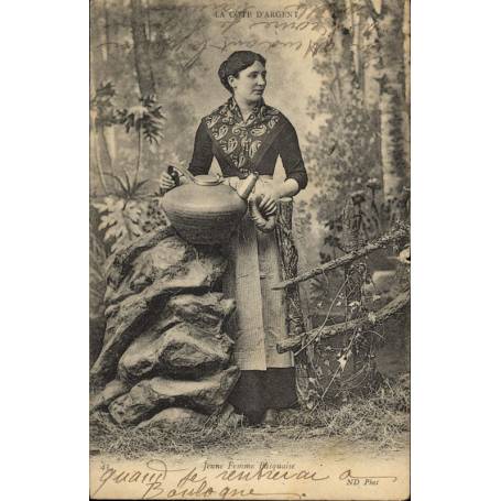 64 - La Cote d'Argent - Jeune femme basquaise