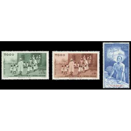 Timbre collection Togo N° Yvert et Tellier PA 6/8 Neuf sans charnière