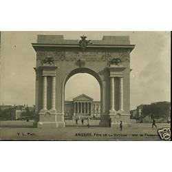 49 - Angers - Fete de la victoire - Arc de triomphe