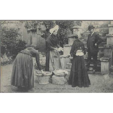 62 - Boulogne sur mer - Marchande de crabes - Animée