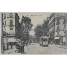 44 - Rue de Rennes à Nantes avec Tramway