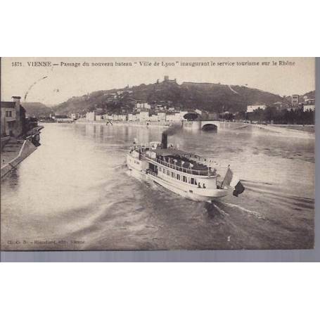 38 - Vienne - Le nouveau bateau "Ville de Lyon"