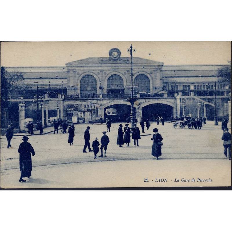 69 - Lyon - La gare de Perrache