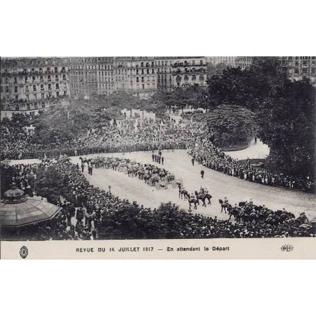 75 - Revue du 14 juillet 1917 -Attendant le départ