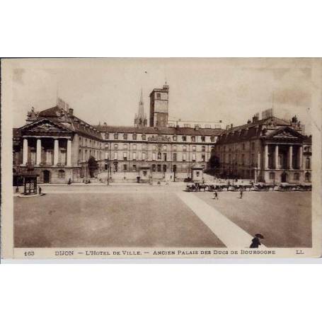 21 - Dijon - L'hôtel de ville - Ancien Palais des Ducs de Bourgogne - Non voya