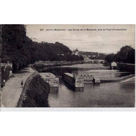 53 - Laval - Les bords de la Mayenne - Pris du pont d'Avasnières - Voyagé - Do