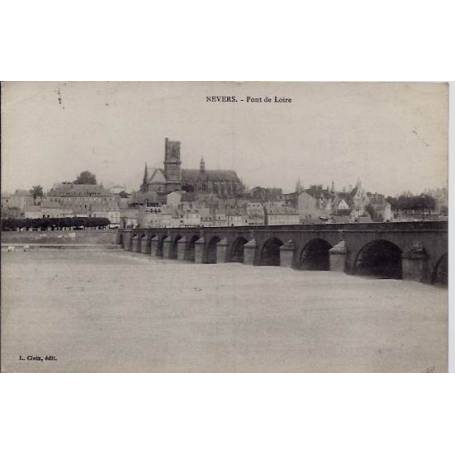 58 - Nevers - Pont de Loire - Voyagé - Dos divisé