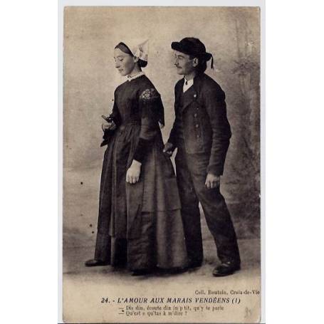 85 - L'amour aux marais vendéens -un couple en costumes d'époque - Voyagé - Do