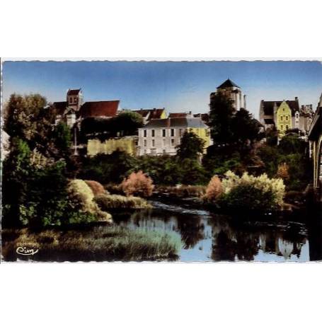 86 - La roche-Posey-les-Bains - Eglise fortifiée et le donjon dominant la creu