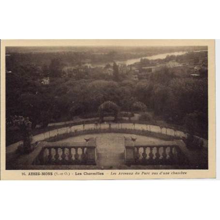 91 - Athis-Mons - Les charmilles - Les arceaux du parc vus d'une chambre - Non