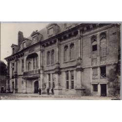 02 - Villers-Cotterêts - Château de François 1er - Façade sur la cour d'Honn...
