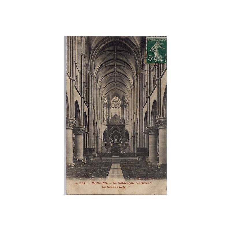 03 - Moulins - La cahtédrale (intérieur) - La grande nef. - Voyagé - Dos div...