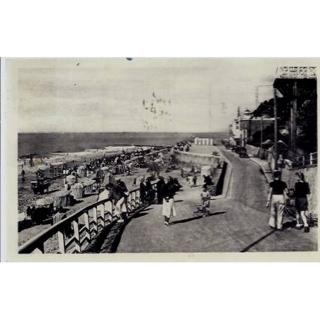 14 -Villerville - La  plage vers le casino - Voyagé - Dos divisé...