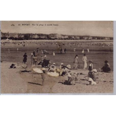 17 - Royan - Sur la plage à marée basse - Voyagé - Dos divisé...