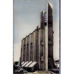 17 - Royan - La nouvelle église - Voyagé - Dos divisé...