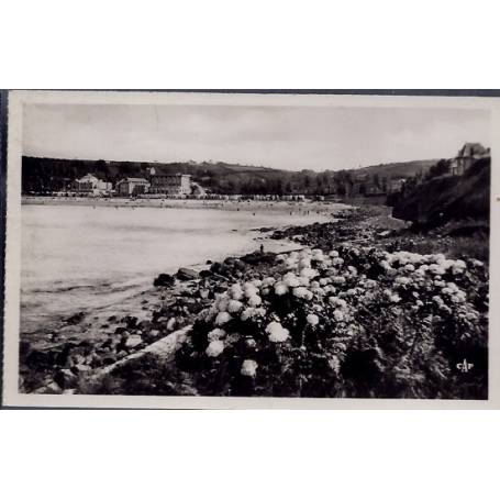 22 - Perros-Guirec - Vue sur la  plage de Trestraou - Non voyagé - Dos divis...