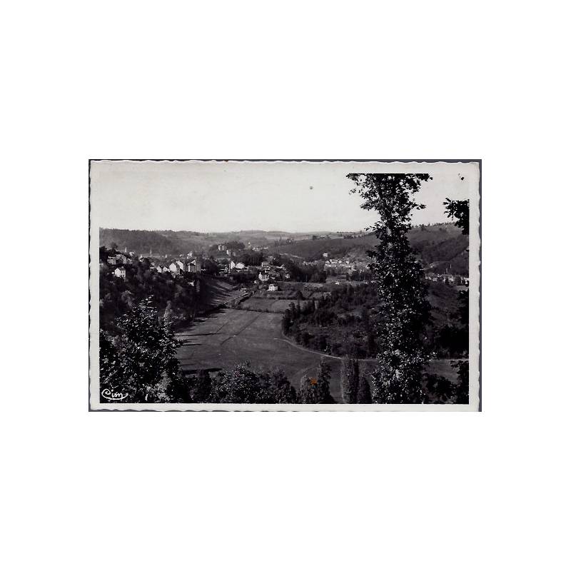 23 - Aubusson - Vue générale - un joli coin sur la Vallée - Voyagé - Dos di...