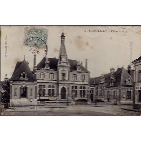 28 - Nogent-le-Roi - L' Hôtel de Ville - Voyagé - Dos divisé...