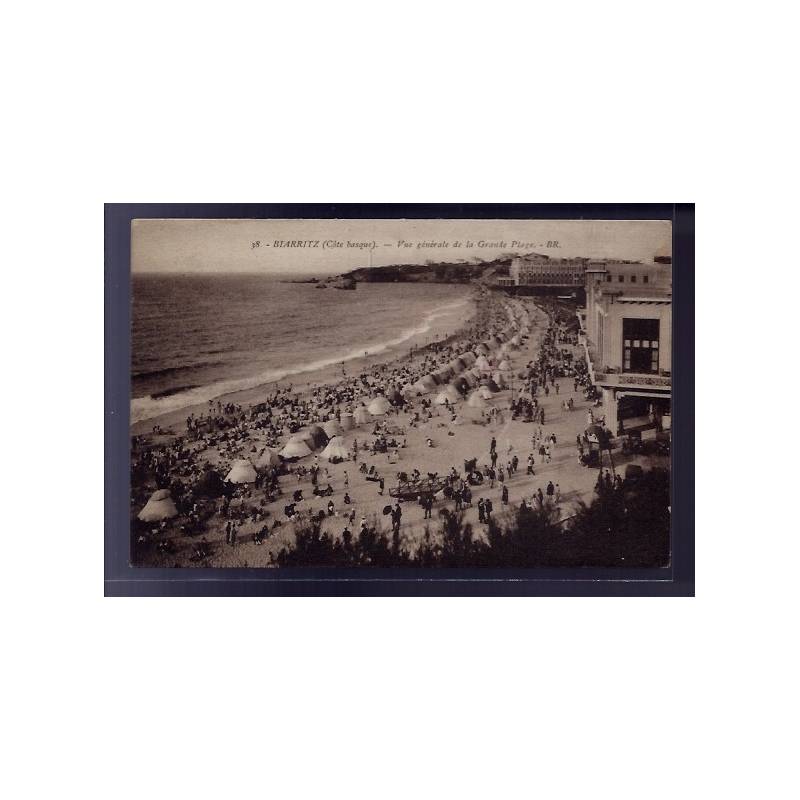 64 - Biarritz - Vue générale de la grande plage - Voyagé - Dos divisé