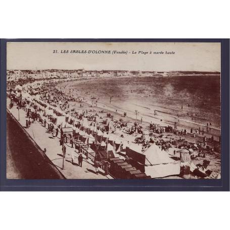 85 - Les Sables-d 'Olonne - la plage à marée haute - Non voyagé - Dos divis