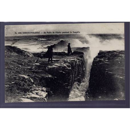 85 - Les Sables-d 'Olonne - au puits de l' enfer pendant la tempête - Voyag